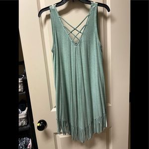 Women’s small Umgee fringe top